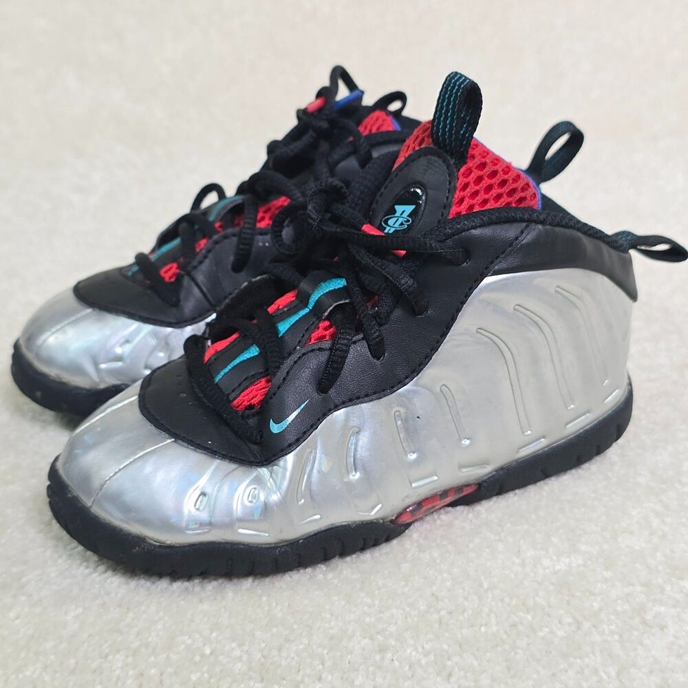 Nike Foamposite Lil Posite Shoes Metallic Silver FJ3305-001 Kids Size 10c